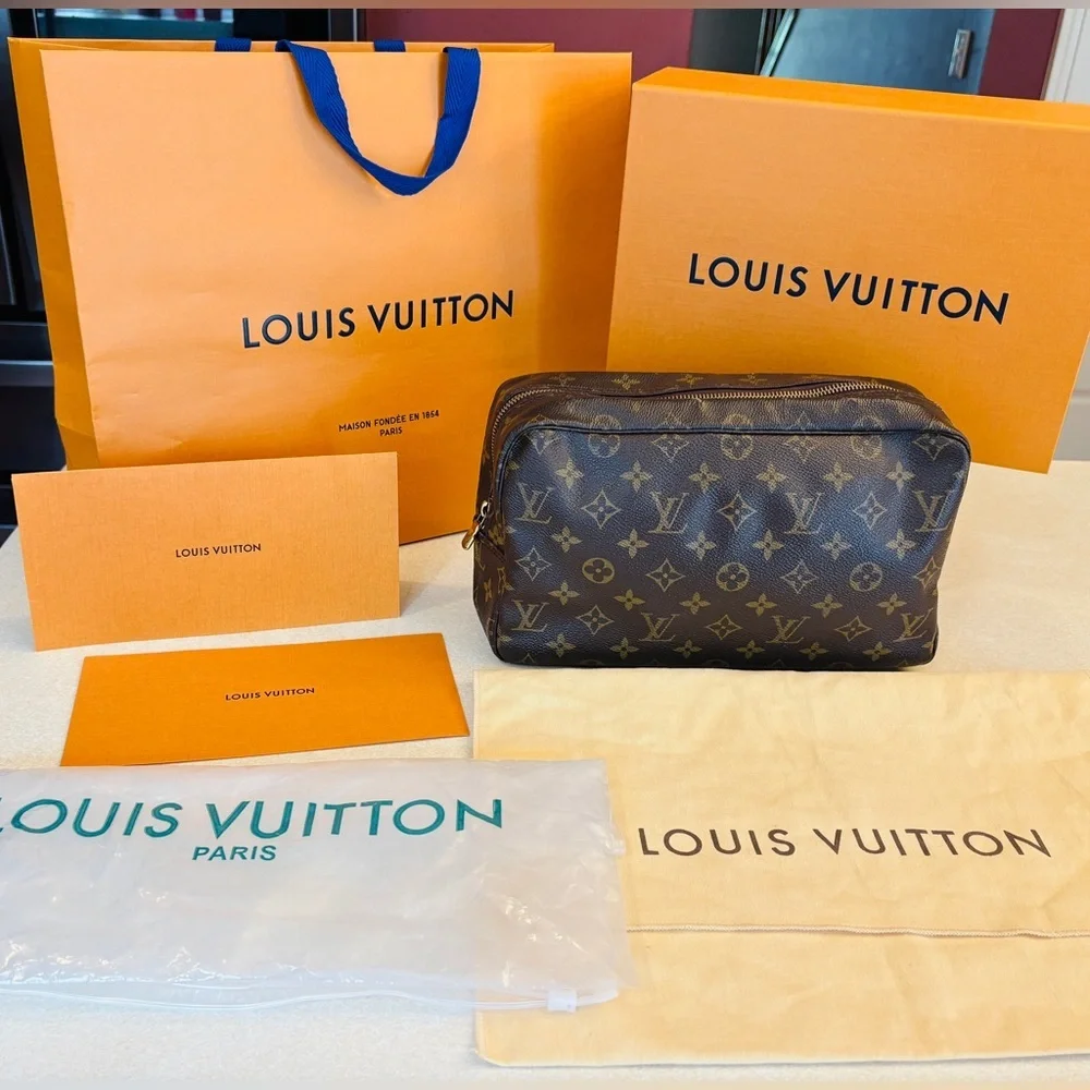 LOUIS VUITTON Monogram Trousse Toilette 28, Box, Dust, & Gift Bags, LV Card, EUC